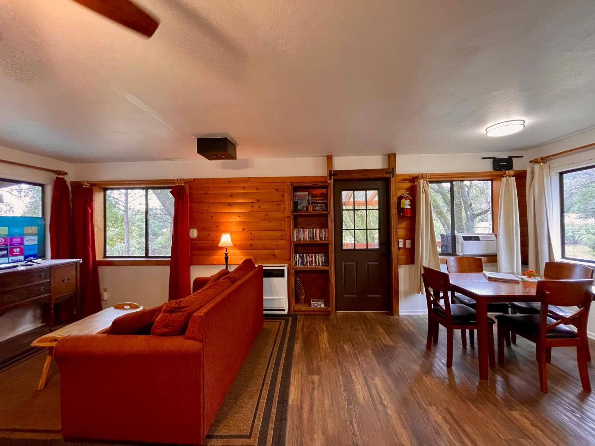 Sierra Mountain Lodge - Vacation Rentals - Yosemite Ahwahnee Exteriér fotografie